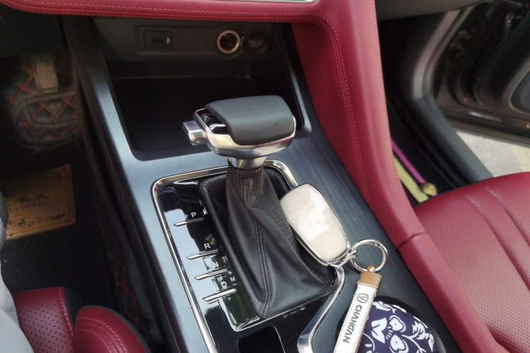 Used CHANGAN CS75 PLUS 2020 1.5T Automatic Luxury Version Gear Lever