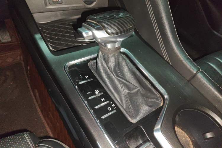 Used CHANGAN CS75 PLUS 2020 1.5T Automatic Luxury Version Gear Lever