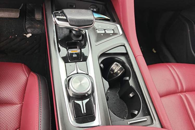 Used CHANGAN CS75 PLUS 2020 2.0T Automatic Pilot Version Gear Lever