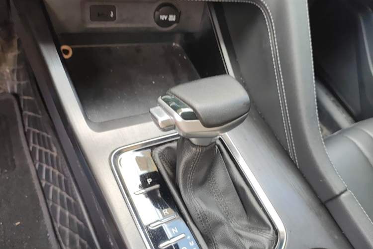 Used CHANGAN CS75 PLUS 2020 1.5T Automatic Prestige Edition Gear Lever