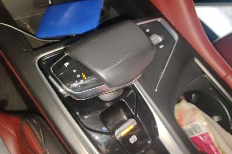 Used CHANGAN CS75 PLUS 2020 2.0T Automatic Pilot Version Gear Lever