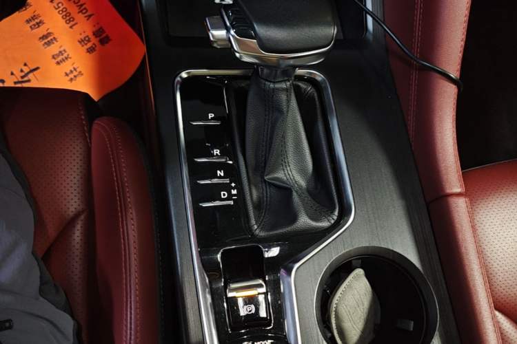 Used CHANGAN CS75 PLUS 2020 1.5T Automatic Prestige Edition Gear Lever