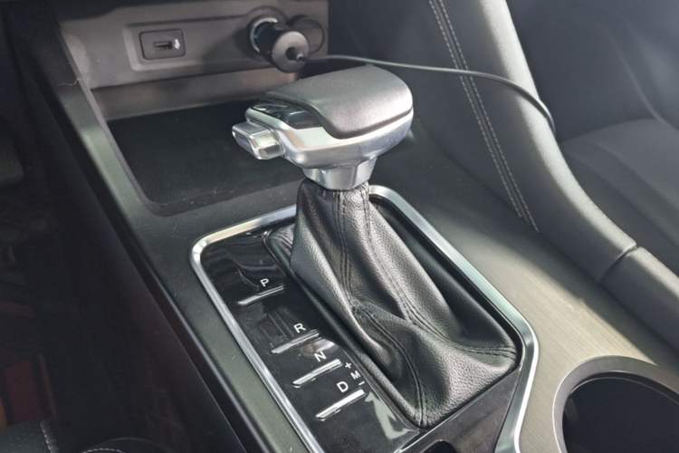 Used CHANGAN CS75 PLUS 2020 1.5T Automatic Luxury Version Gear Lever