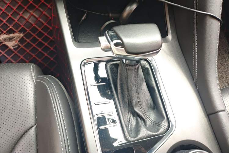Used CHANGAN CS75 PLUS 2020 1.5T Automatic Luxury Version Gear Lever