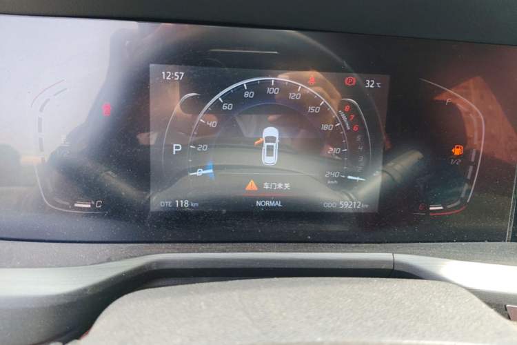 Used CHANGAN CS75 PLUS 2020 1.5T Automatic Elite Edition Instrument Cluster