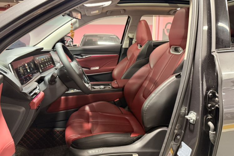 Used CHANGAN CS75 PLUS 2020 2.0T Automatic Flagship Edition Interior 1