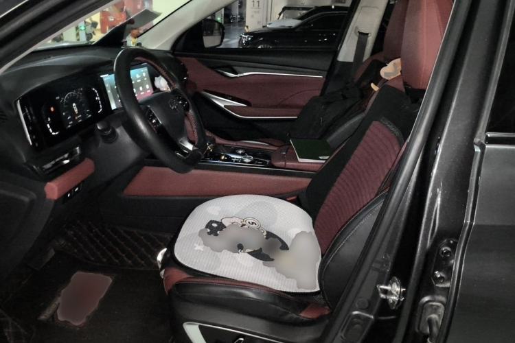 Used CHANGAN CS75 PLUS 2020 2.0T Automatic Pilot Version Interior 1