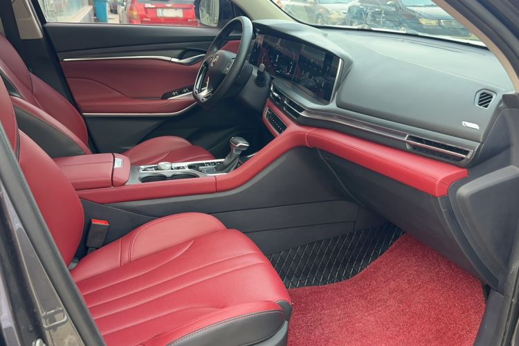 Used CHANGAN CS75 PLUS 2020 1.5T Automatic Luxury Version Interior 11