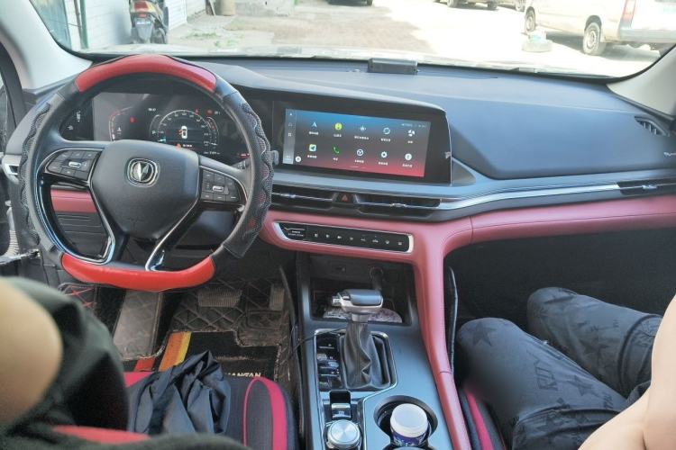Used CHANGAN CS75 PLUS 2020 1.5T Automatic Luxury Version Interior 2