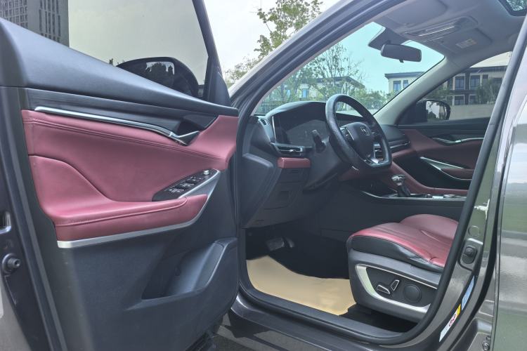 Used CHANGAN CS75 PLUS 2020 1.5T Automatic Luxury Version Interior 2