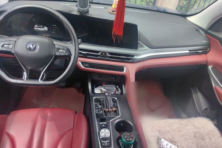 Used CHANGAN CS75 PLUS 2020 1.5T Automatic Luxury Version Interior 2