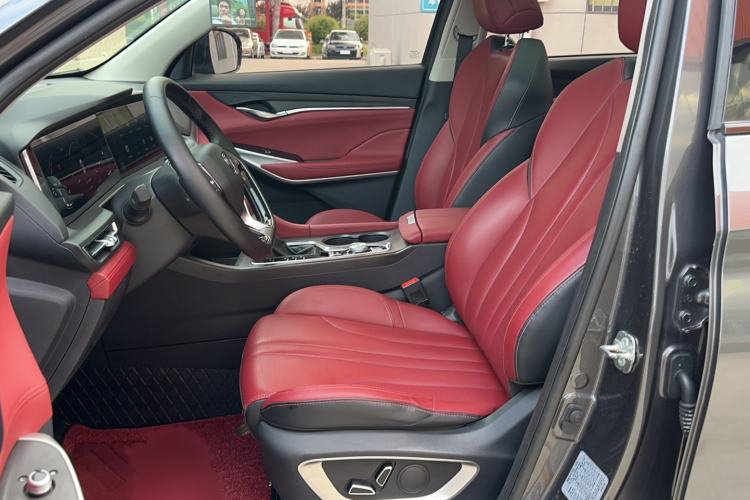 Used CHANGAN CS75 PLUS 2020 1.5T Automatic Luxury Version Interior 2
