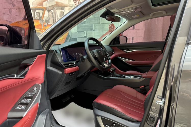 Used CHANGAN CS75 PLUS 2020 1.5T Automatic Prestige Edition Interior 2