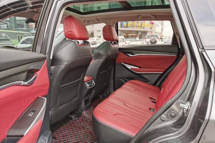 Used CHANGAN CS75 PLUS 2020 1.5T Automatic Luxury Version Interior 3