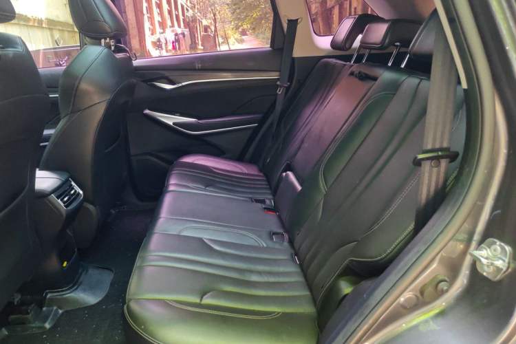 Used CHANGAN CS75 PLUS 2020 1.5T Automatic Prestige Edition Interior 4