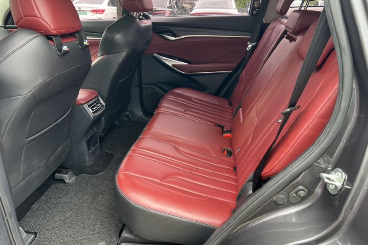 Used CHANGAN CS75 PLUS 2020 1.5T Automatic Luxury Version Interior 4
