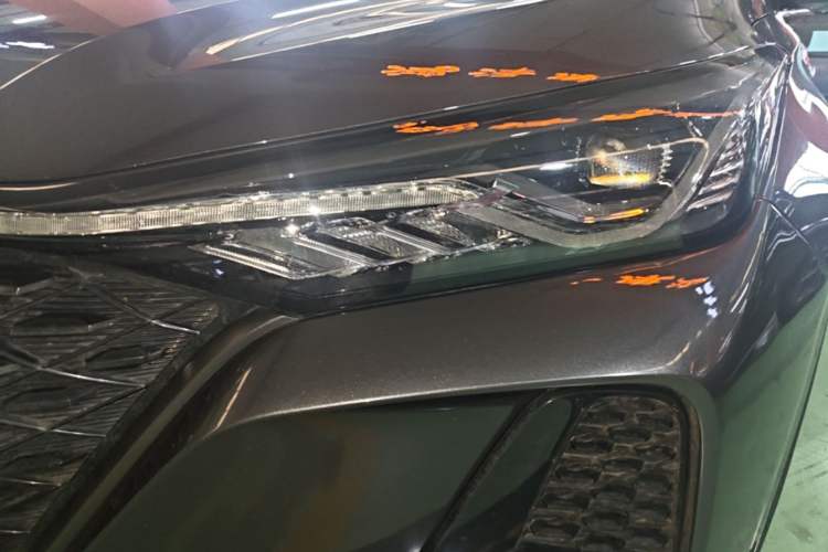 Used CHANGAN CS75 PLUS 2020 2.0T Automatic Flagship Edition Left Front Headlight