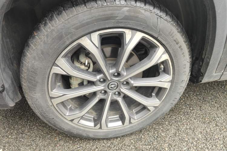 Used CHANGAN CS75 PLUS 2020 2.0T Automatic Pilot Version Left Front Wheel Hub