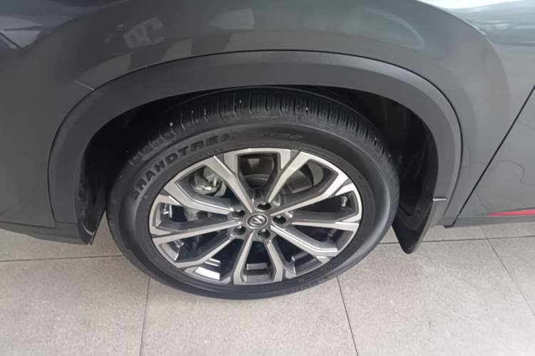 Used CHANGAN CS75 PLUS 2020 2.0T Automatic Pilot Version Left Front Wheel Hub