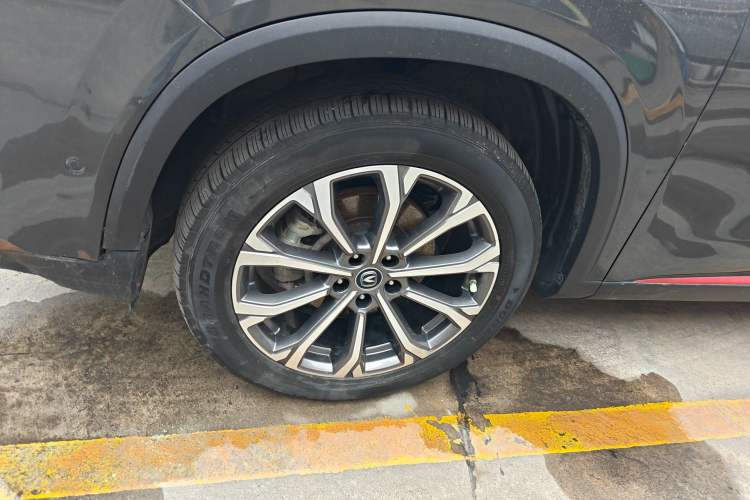 Used CHANGAN CS75 PLUS 2020 2.0T Automatic Flagship Edition Left Front Wheel Hub