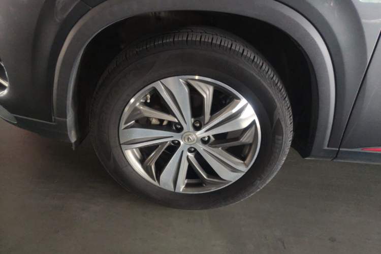 Used CHANGAN CS75 PLUS 2020 1.5T Automatic Luxury Version Left Front Wheel Hub