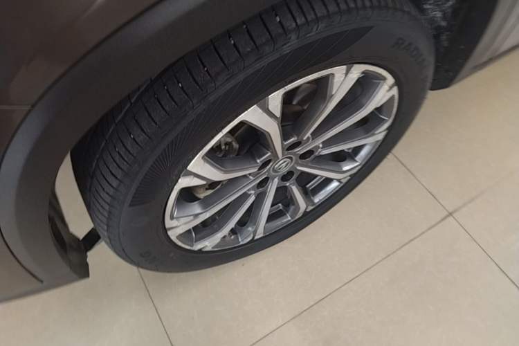 Used CHANGAN CS75 PLUS 2020 2.0T Automatic Pilot Version Left Front Wheel Hub
