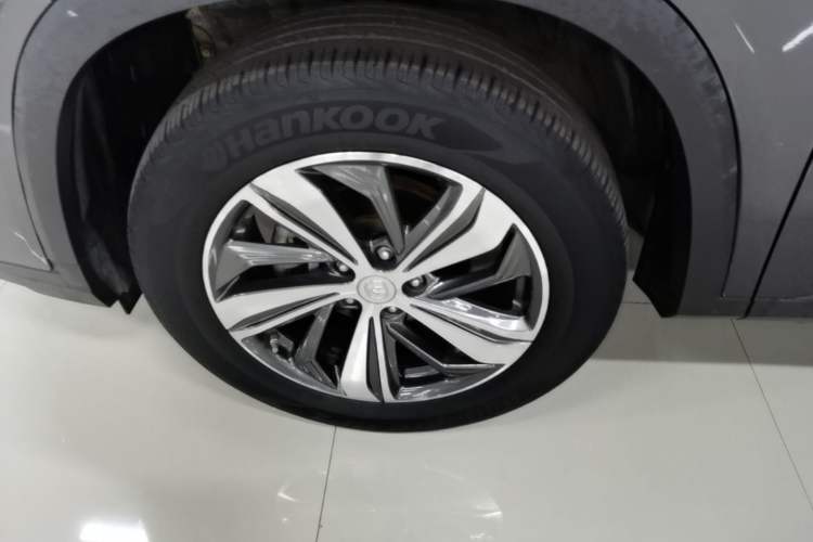 Used CHANGAN CS75 PLUS 2020 1.5T Automatic Luxury Version Left Front Wheel Hub