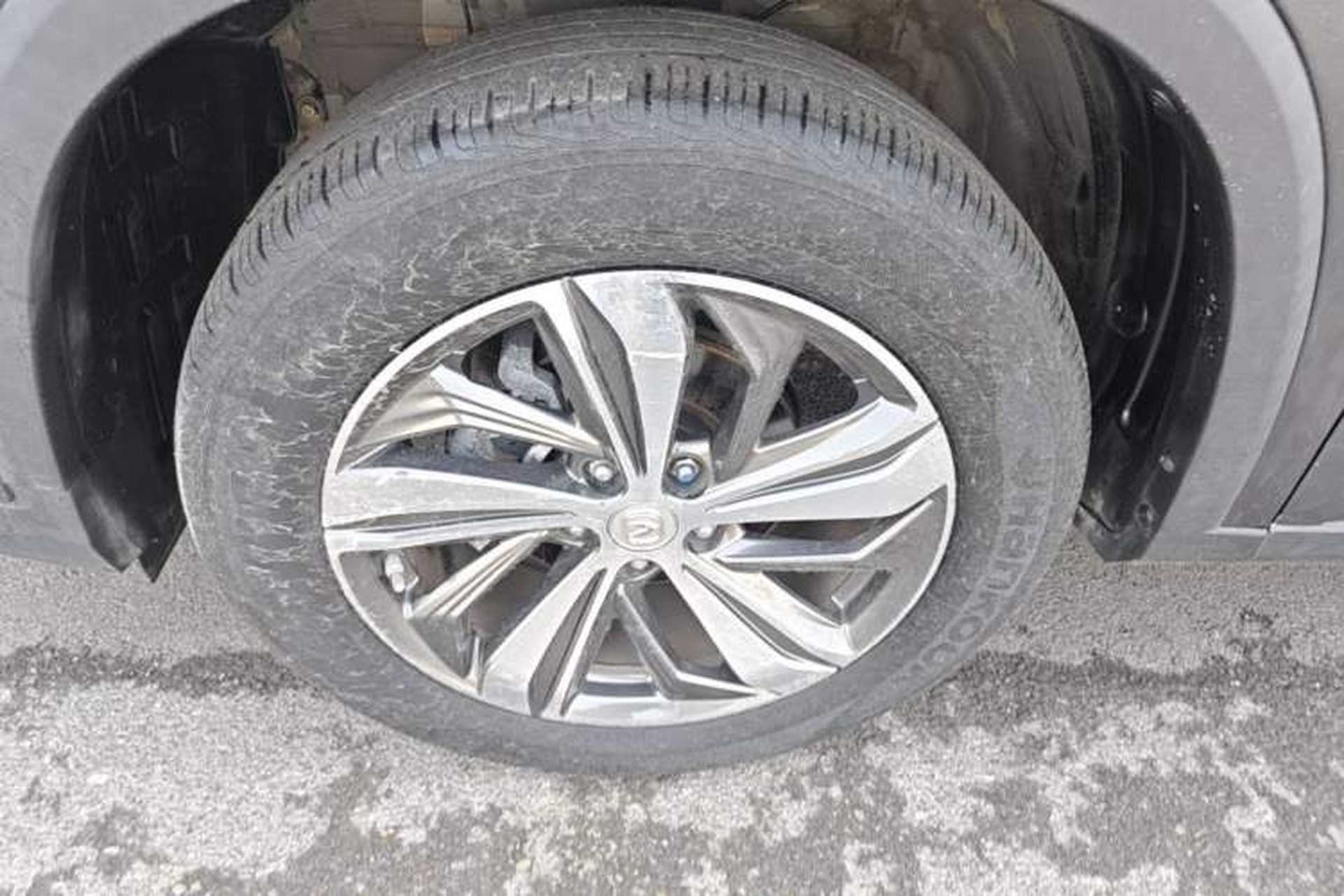Used CHANGAN CS75 PLUS 2020 1.5T Automatic Luxury Version Left Front Wheel Hub