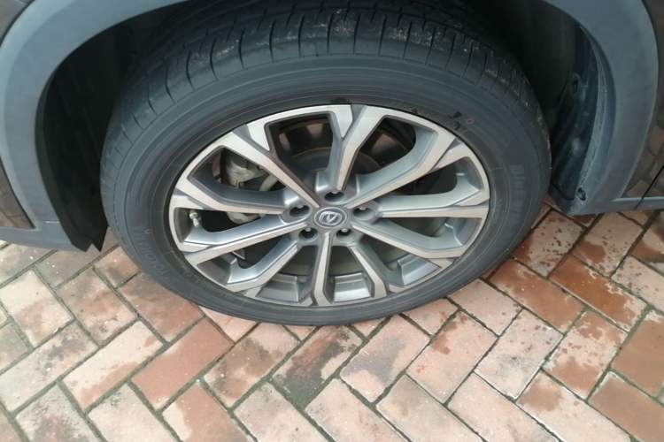 Used CHANGAN CS75 PLUS 2020 2.0T Automatic Pilot Version Left Front Wheel Hub