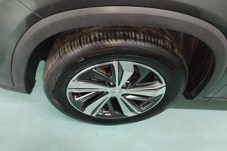 Used CHANGAN CS75 PLUS 2020 1.5T Automatic Luxury Version Left Front Wheel Hub