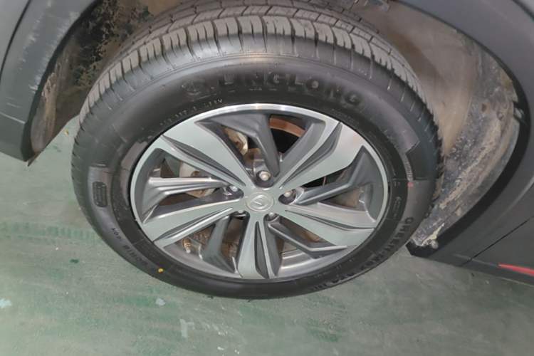 Used CHANGAN CS75 PLUS 2020 1.5T Automatic Luxury Version Left Front Wheel Hub