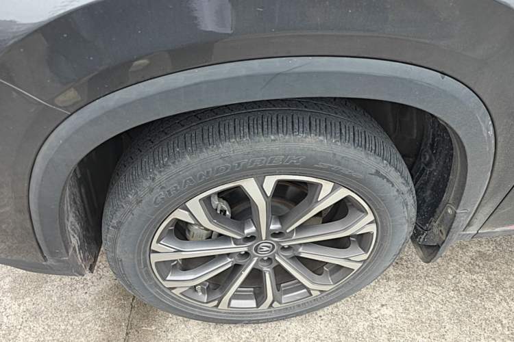 Used CHANGAN CS75 PLUS 2020 2.0T Automatic Pilot Version Left Front Wheel Hub