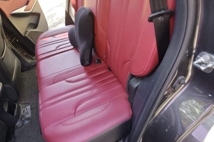 Used CHANGAN CS75 PLUS 2020 1.5T Automatic Luxury Version Left Rear Seat