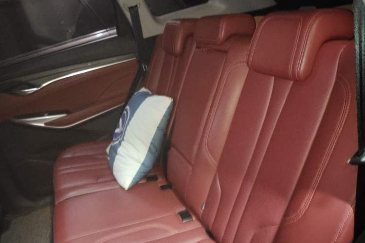 Used CHANGAN CS75 PLUS 2020 1.5T Automatic Luxury Version Left Rear Seat