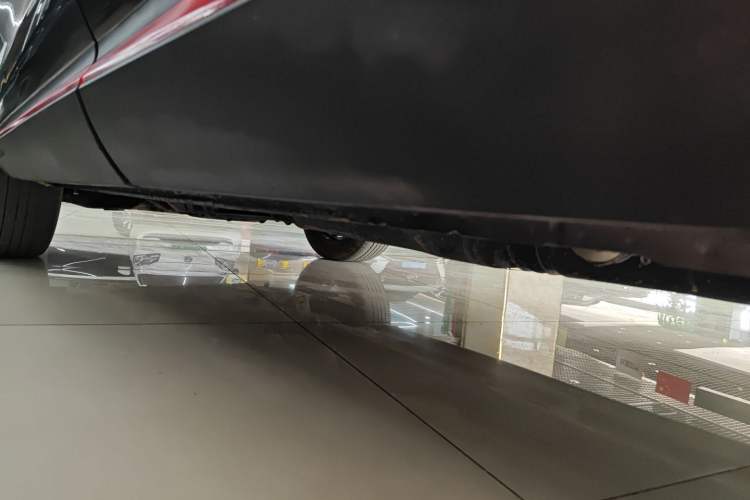 Used CHANGAN CS75 PLUS 2020 2.0T Automatic Flagship Edition Left Side Sill