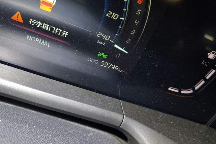 Used CHANGAN CS75 PLUS 2020 2.0T Automatic Pilot Version Odometer Close Up