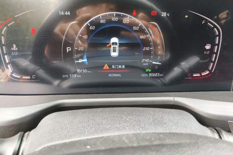 Used CHANGAN CS75 PLUS 2020 2.0T Automatic Pilot Version Odometer Close Up