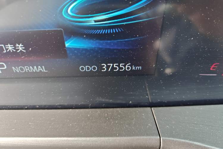 Used CHANGAN CS75 PLUS 2020 1.5T Automatic Luxury Version Odometer Close Up