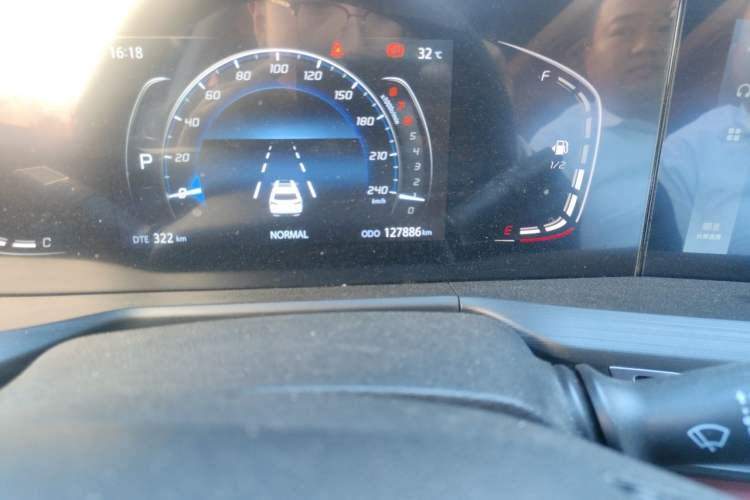 Used CHANGAN CS75 PLUS 2020 1.5T Automatic Luxury Version Odometer Close Up