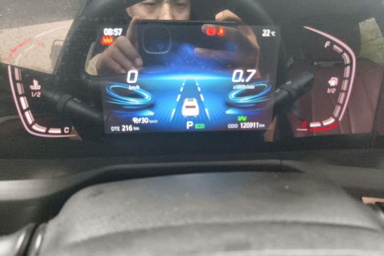 Used CHANGAN CS75 PLUS 2020 1.5T Automatic Prestige Edition Odometer Close Up