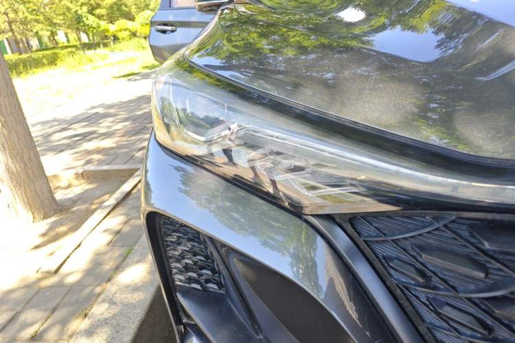 Used CHANGAN CS75 PLUS 2020 1.5T Automatic Luxury Version Right Front Headlight