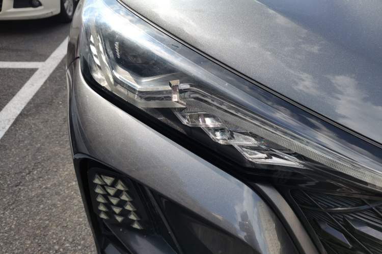 Used CHANGAN CS75 PLUS 2020 2.0T Automatic Pilot Version Right Front Headlight
