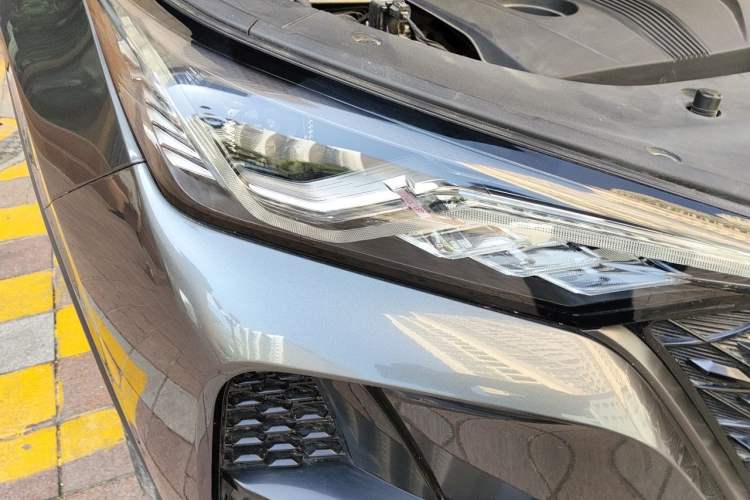 Used CHANGAN CS75 PLUS 2020 2.0T Automatic Pilot Version Right Front Headlight