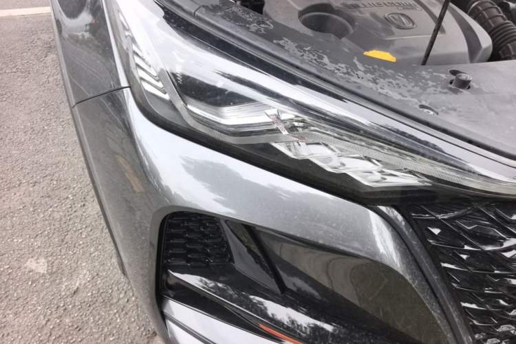 Used CHANGAN CS75 PLUS 2020 1.5T Automatic Luxury Version Right Front Headlight