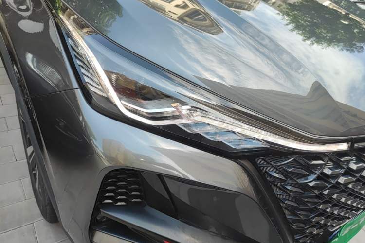 Used CHANGAN CS75 PLUS 2020 1.5T Automatic Prestige Edition Right Front Headlight
