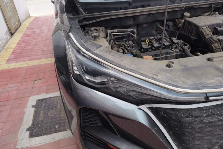 Used CHANGAN CS75 PLUS 2020 1.5T Automatic Elite Edition Right Front Headlight