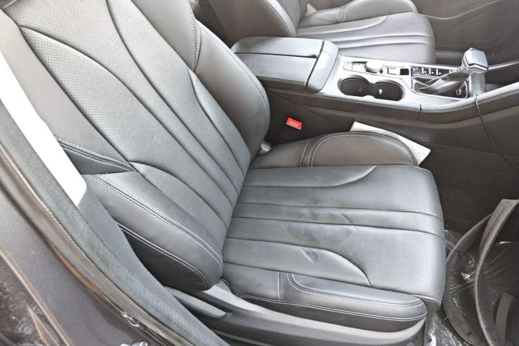 Used CHANGAN CS75 PLUS 2020 1.5T Automatic Luxury Version Right Front Seat