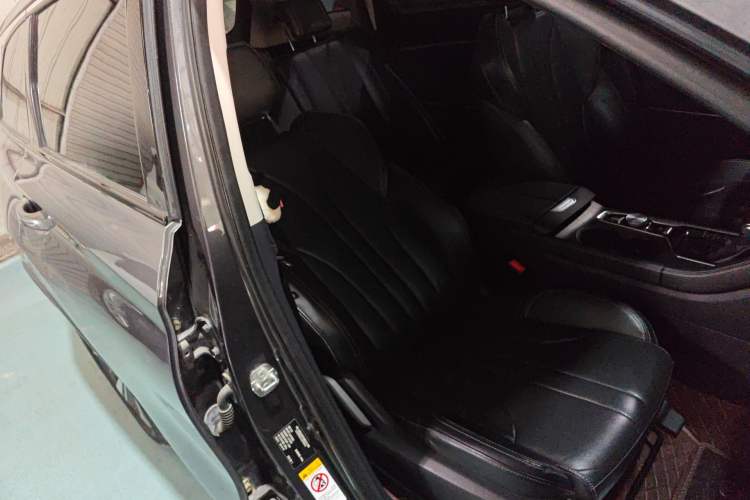 Used CHANGAN CS75 PLUS 2020 1.5T Automatic Luxury Version Right Front Seat