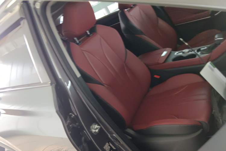 Used CHANGAN CS75 PLUS 2020 1.5T Automatic Luxury Version Right Front Seat