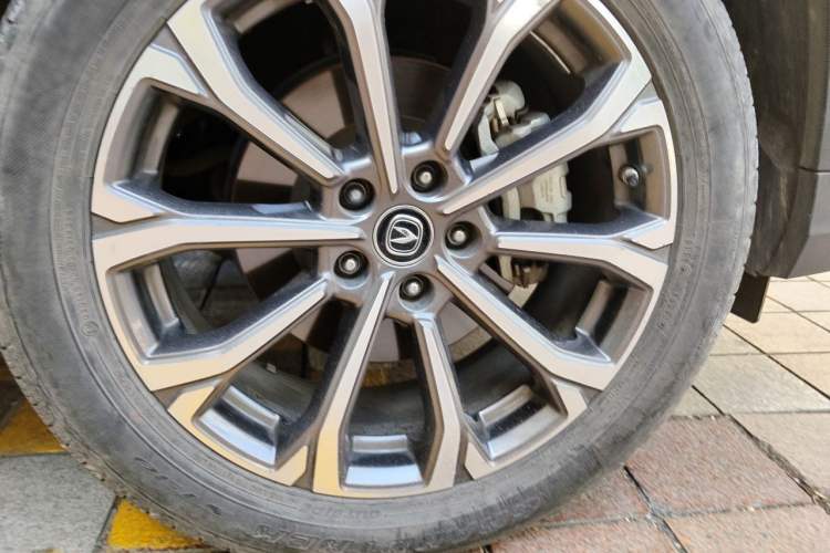 Used CHANGAN CS75 PLUS 2020 2.0T Automatic Pilot Version Right Front Wheel Hub
